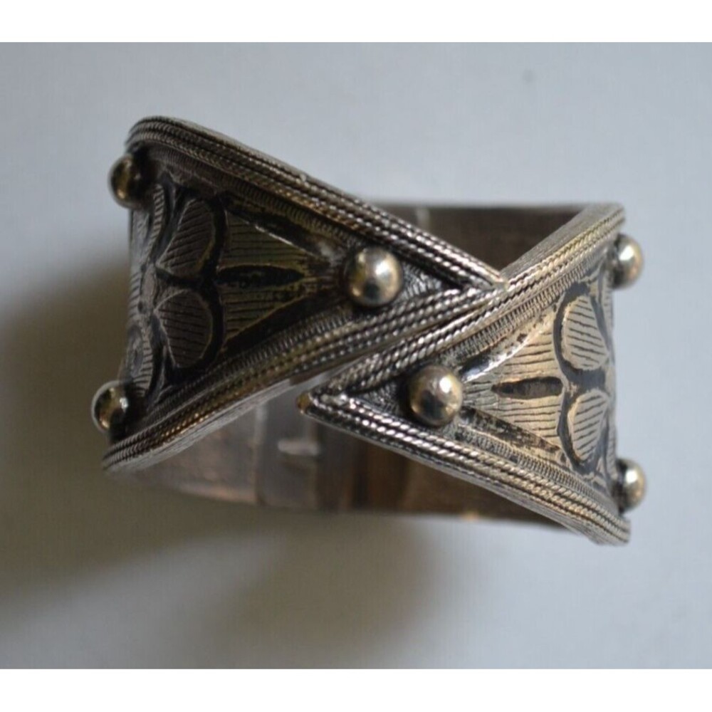 Vintage Accessocraft NYC Silver Black Tone Clamper Chunky Bangle Bracelet